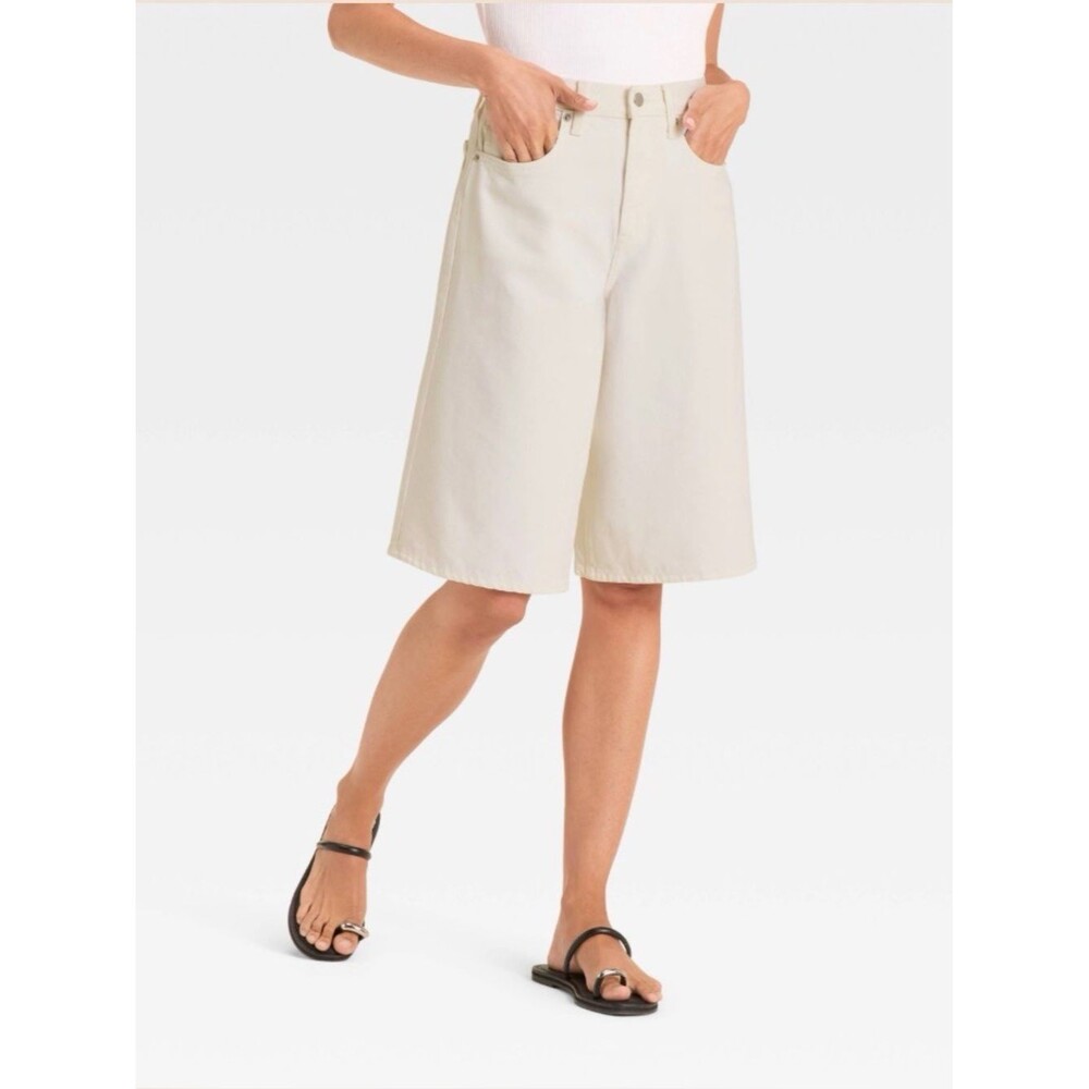 Universal Thread High Rise Long Bermuda Shorts White Size 12 Cotton Lyocell